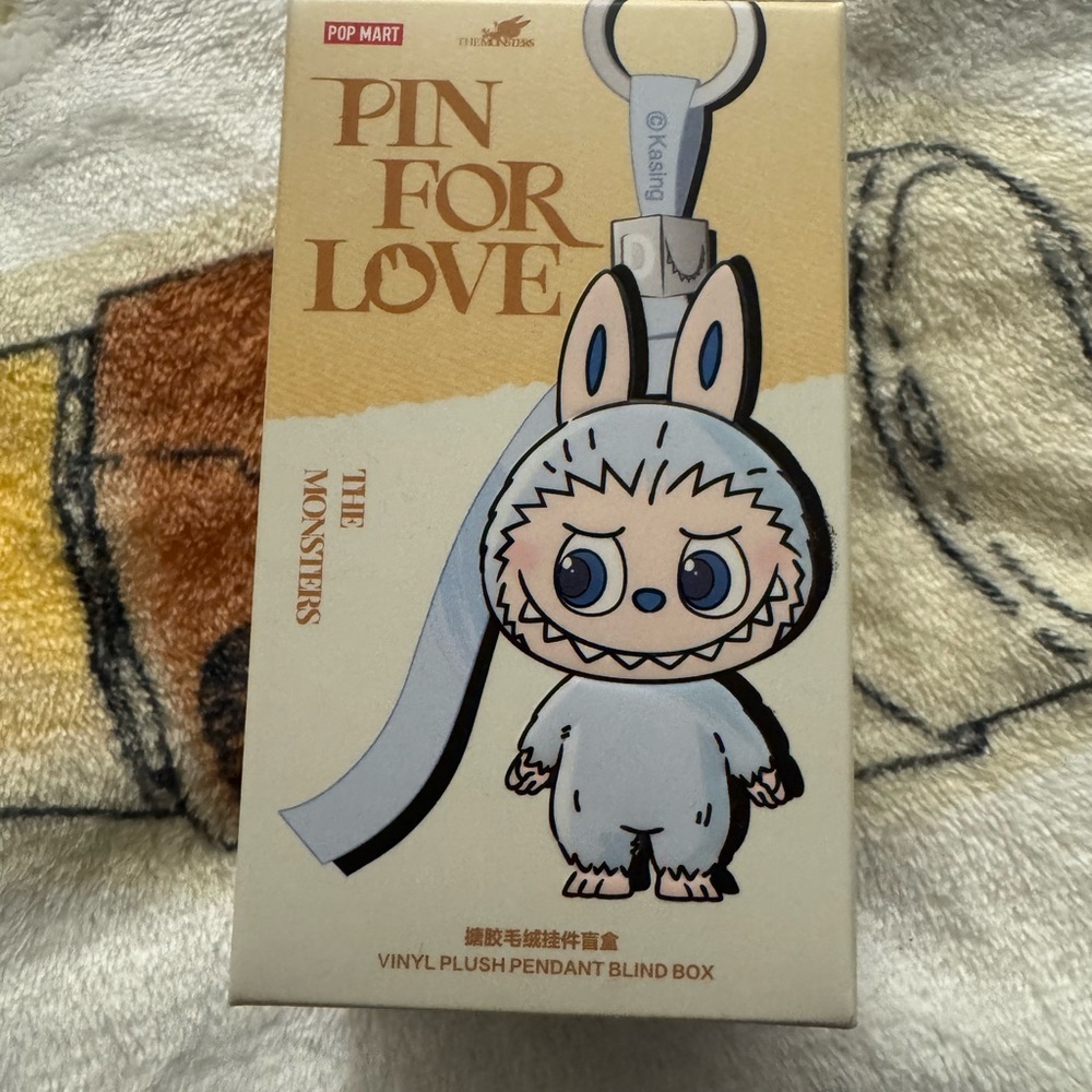 Pin For Love Labubu (J) Unopened